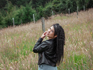 DeniseVarisov - Live porn &amp; sex cam - 16137078