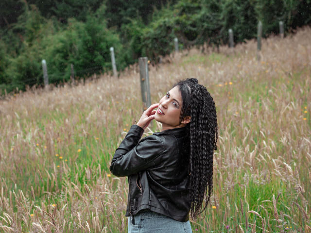 DeniseVarisov - Live porn &amp; sex cam - 16137078