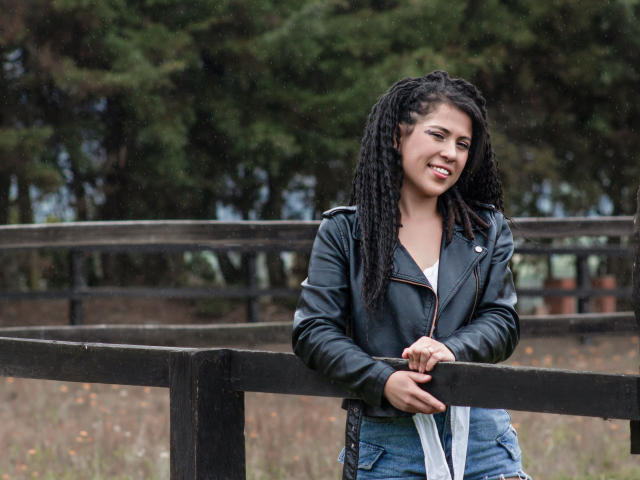 DeniseVarisov - Sexe cam en vivo - 16137098