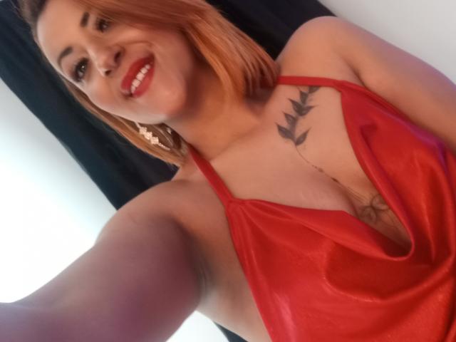 AlyssaSummers - Live porno og sexkamera - 16142250