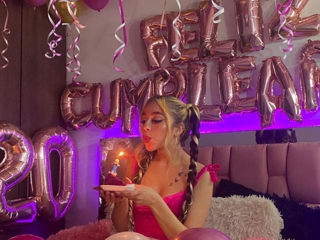 MiissCarter - сексуальная веб-камера в реальном времени - 16147022