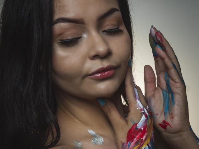 RoseThorm - פורנו בשידור חי ומצלמת סקס - 16147854