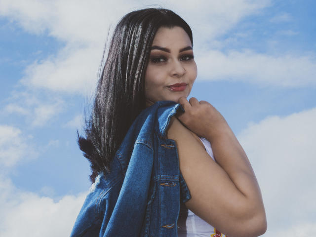 RoseThorm - Live sex cam - 16148090