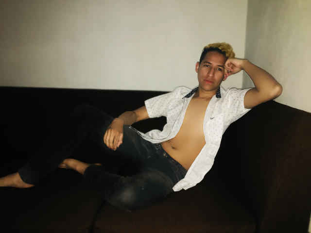 DantezBlacke - Live sex cam - 16154378