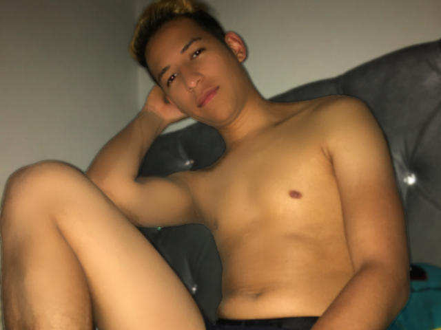 DantezBlacke - Live sex cam - 16154418