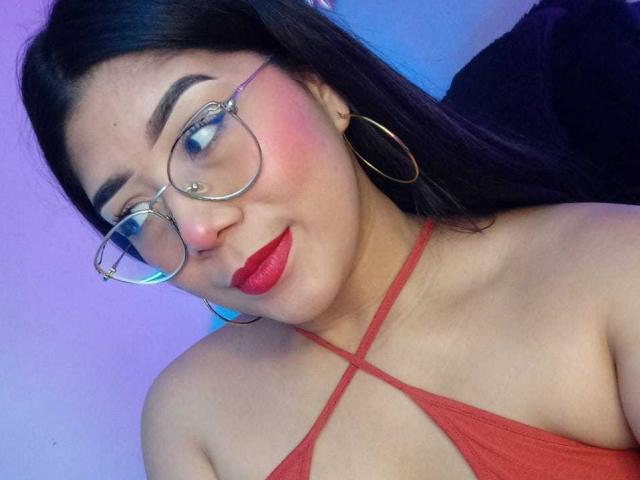 AlessaJames - Live Sex Cam - 16158558
