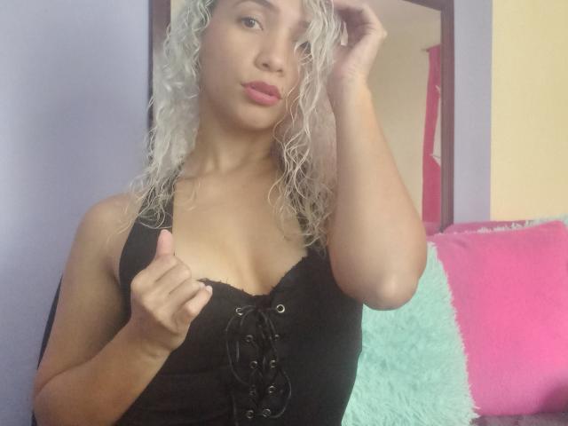 Carolinaz - Sexe cam en vivo - 16159074