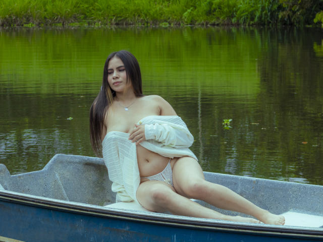 AlyzonEdward - Live sex cam - 16161218