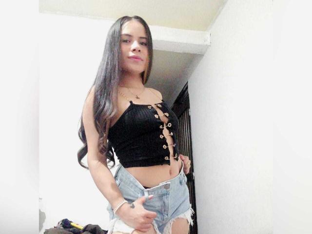 AlyzonEdward - Live porn &amp; sex cam - 16161922