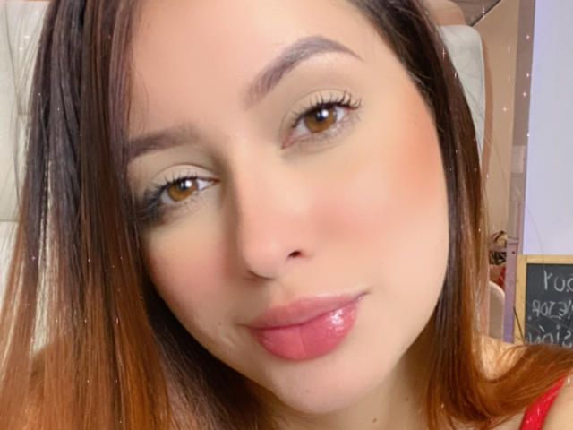 EmilyParkerr - Live Sex Cam - 16163162