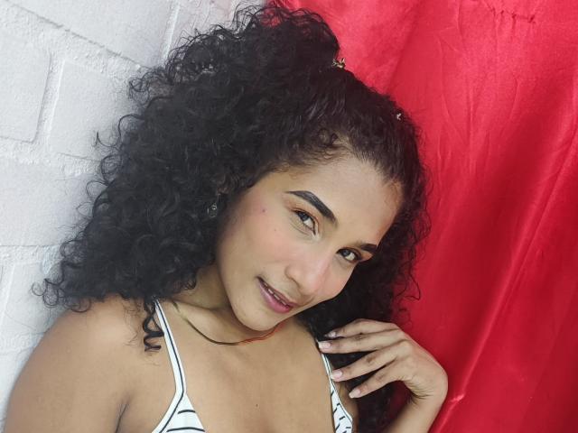 IvethSeimon - Sexe cam en vivo - 16168030