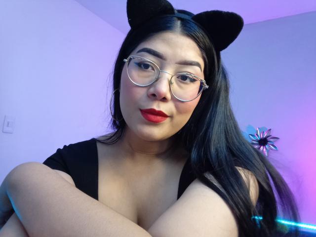 AlessaJames - Live sex cam - 16174870
