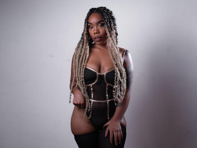 IsabelleJoens - Live Sex Cam - 16193122