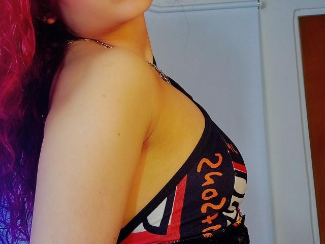 EmilyBrownbk - Sexe cam en vivo - 16198106