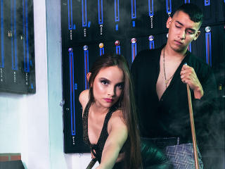 SharonnAndTaylor - Live porn &amp; sex cam - 16200358