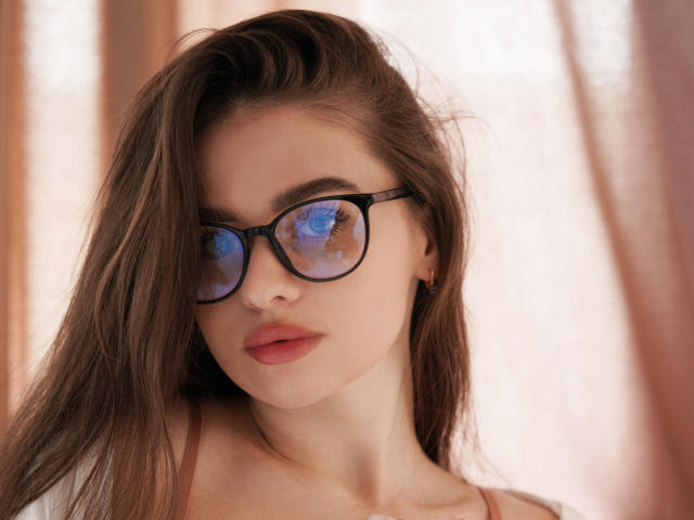 EmilyBoner - сексуальная веб-камера в реальном времени - 16208386