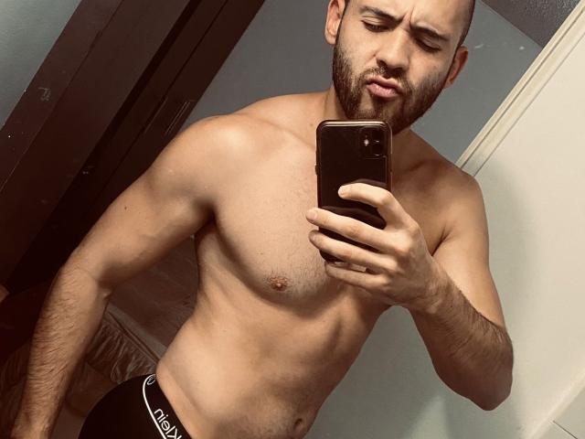 NoahMortom - Sexe cam en vivo - 16228014