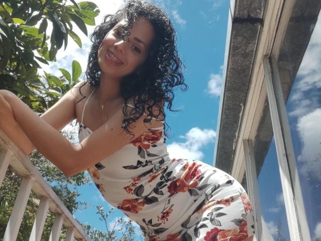 MoniqueCurlz - Live porn &amp; sex cam - 16229126