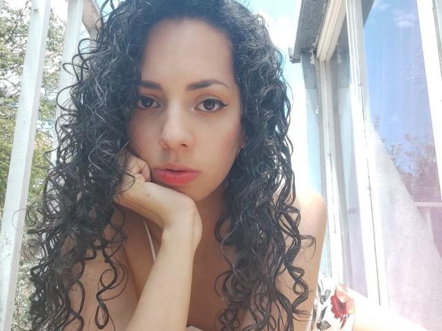 MoniqueCurlz - Live porn &amp; sex cam - 16229134