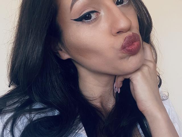 VievienneClemente - сексуальная веб-камера в реальном времени - 16231350