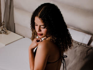 AnthonellaSmithh - Live porno og sexkamera - 16243410