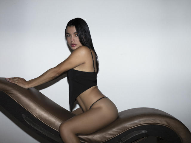 TamySaenzz - פורנו בשידור חי ומצלמת סקס - 16246470