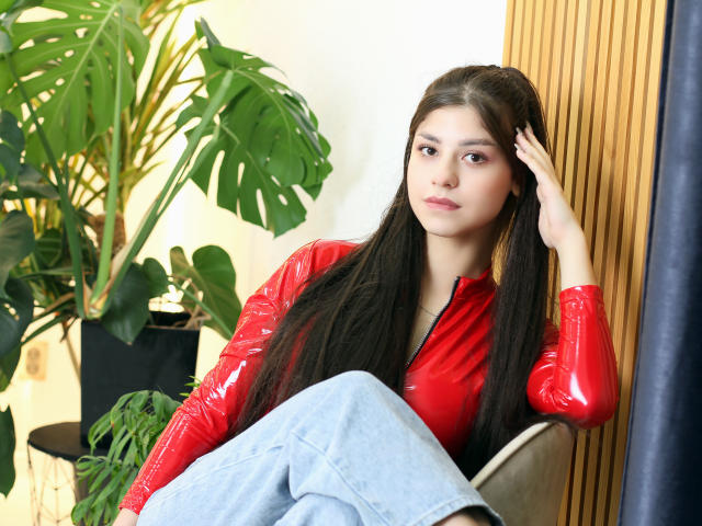 ArianaDolly - сексуальная веб-камера в реальном времени - 16252174