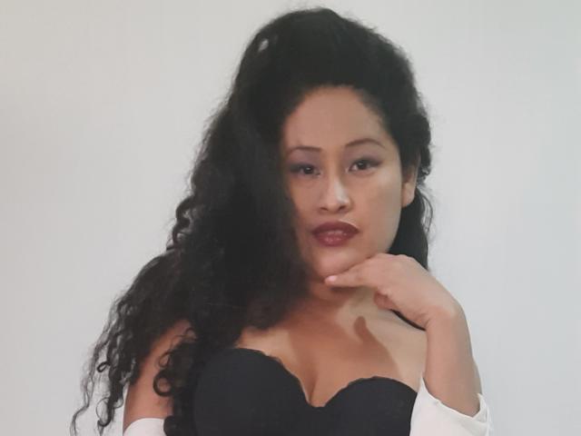 Xuuley - Live porno og sexkamera - 16285474