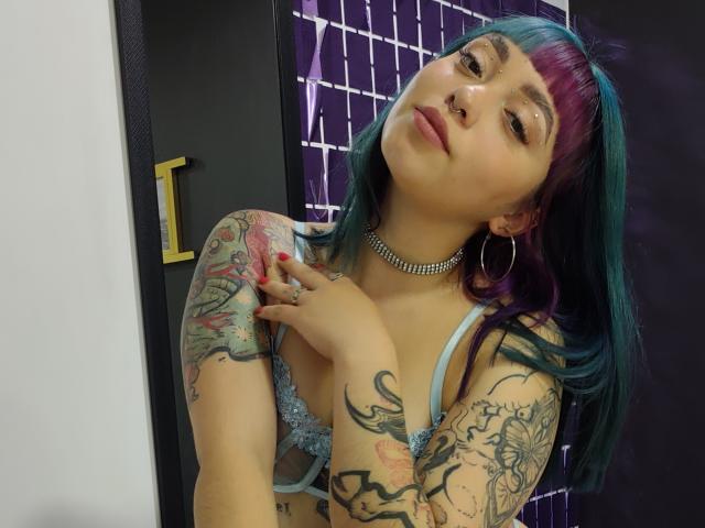 GillyBecker - Live porn &amp; sex cam - 16305170
