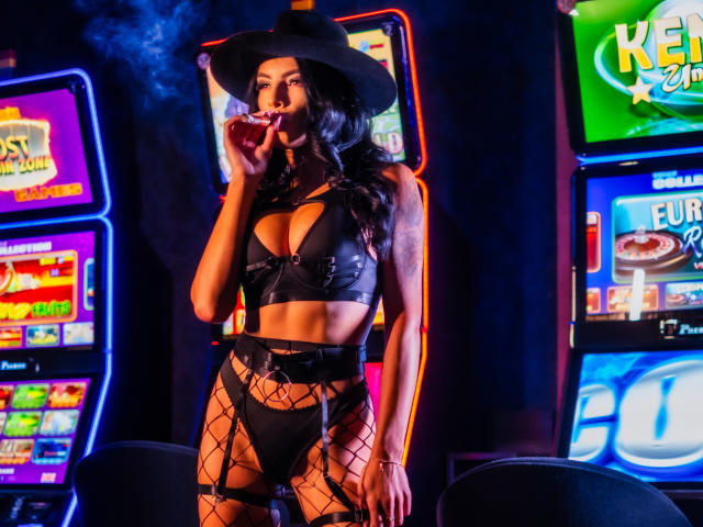 LaraTyler - Sexe cam en vivo - 16308298