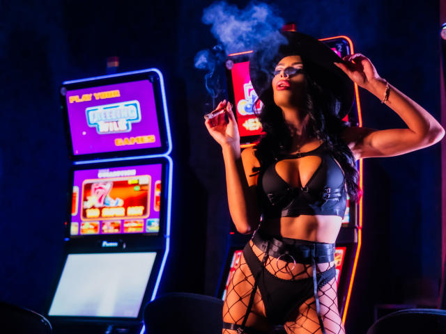 LaraTyler - Camera khiêu dâm &amp; quyến rũ trực tiếp - 16308302