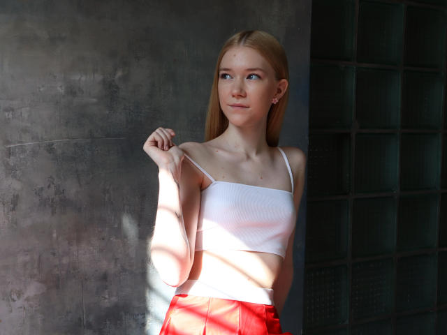 LilMia - Live Sex Cam - 16310106