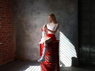 LilMia - сексуальная веб-камера в реальном времени - 16310114