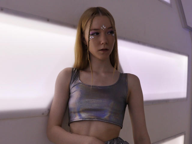 LilMia - Élő pornó és szexkamera - 16310118