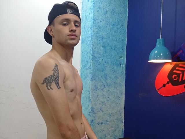 AdanLondon - Sexe cam en vivo - 16314114