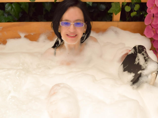 AlanaMoneth - сексуальная веб-камера в реальном времени - 16319422