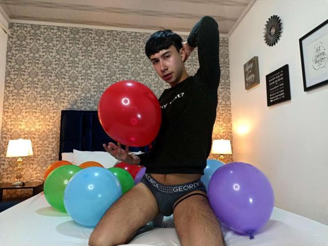 OliverMJ - сексуальная веб-камера в реальном времени - 16337006