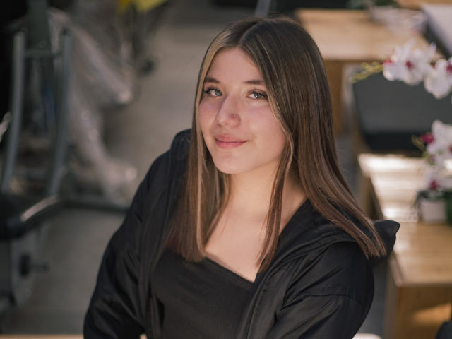 PauletteDubois - Live sex cam - 16339794