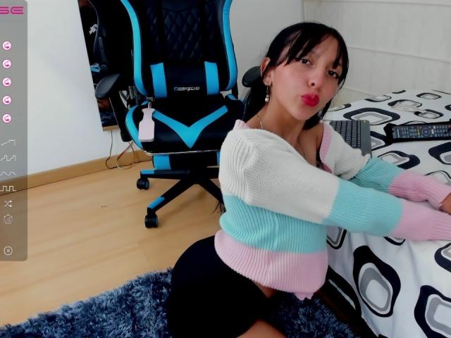 SharlotteAdams69 - Sexe cam en vivo - 16345670