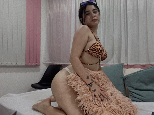 LianaBernocchi - Live porn &amp; sex cam - 16346878