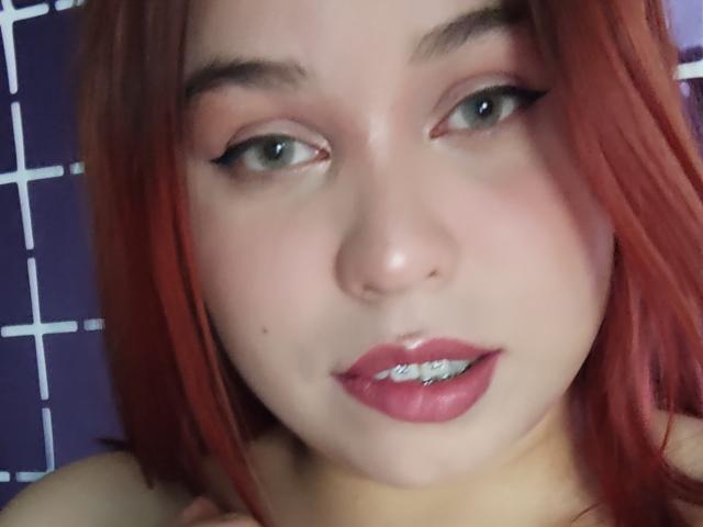 MartinaYoung - Live sex cam - 16354654