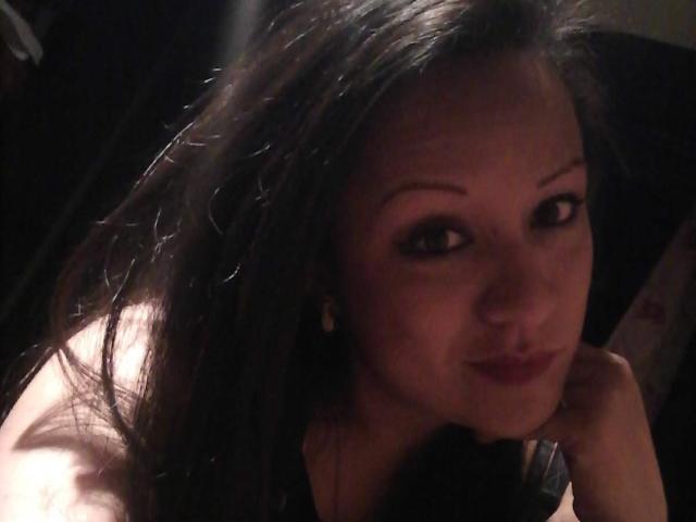 LucianaDiiaz69 - Élő pornó és szexkamera - 16368322