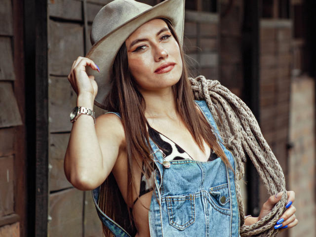 CamiAnderson - Porno na żywo i seks kamera - 16375782