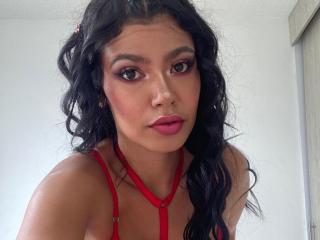 IvannaWolfi - Live porn &amp; sex cam - 16379950