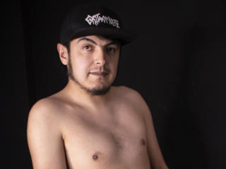 Ricki69 - Live sex cam - 16380126