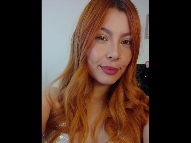 AnnyCraffort - Porno na żywo i seks kamera - 16380638