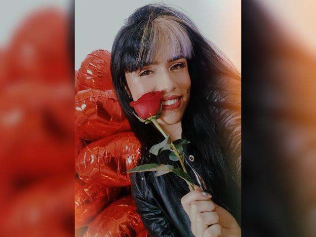 JulianaPrestonn - сексуальная веб-камера в реальном времени - 16383874