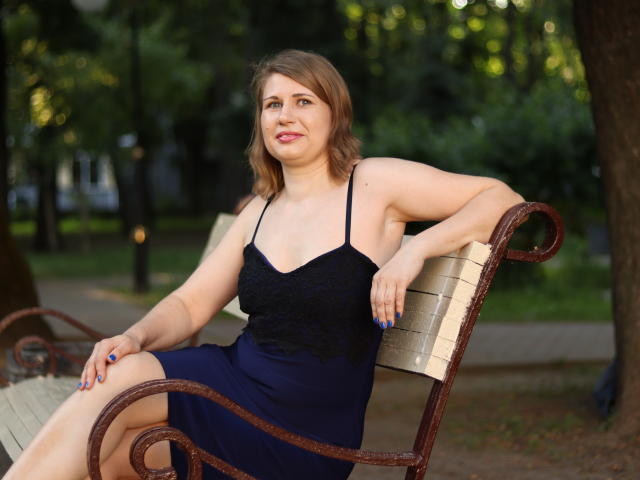 TheBestCora - Live porn &amp; sex cam - 16387370