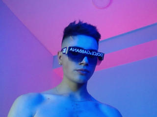 MilanHot - Live sex cam - 16390886