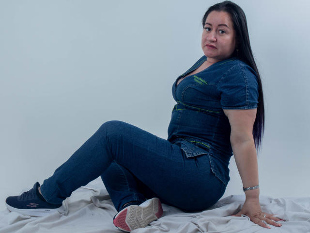 SaskyaRaux - Live porno og sexkamera - 16392154